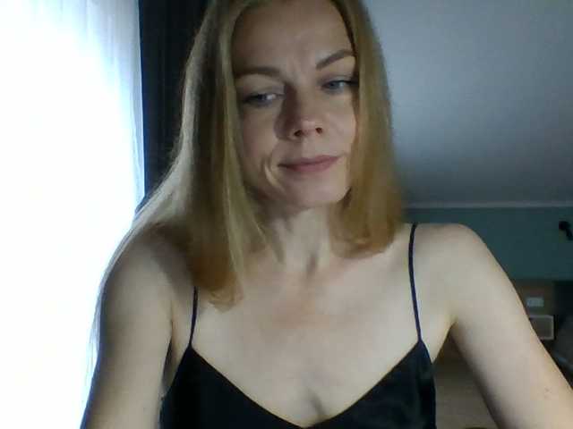 Tina45516 live cam on BongaCams