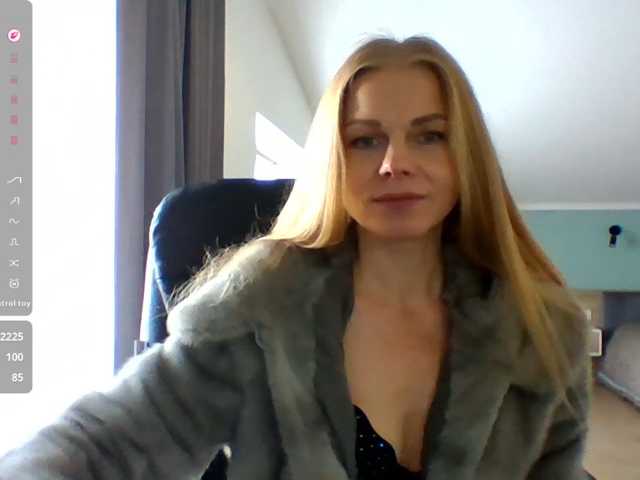 BlondaTina