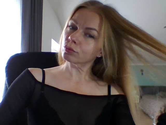 BlondaTina