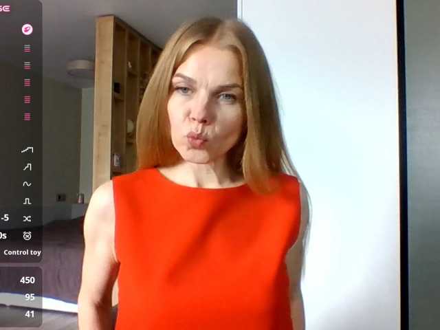 BlondaTina