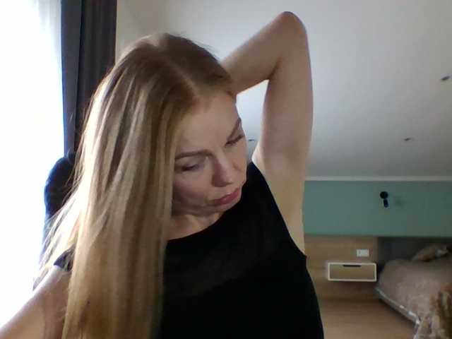 BlondaTina