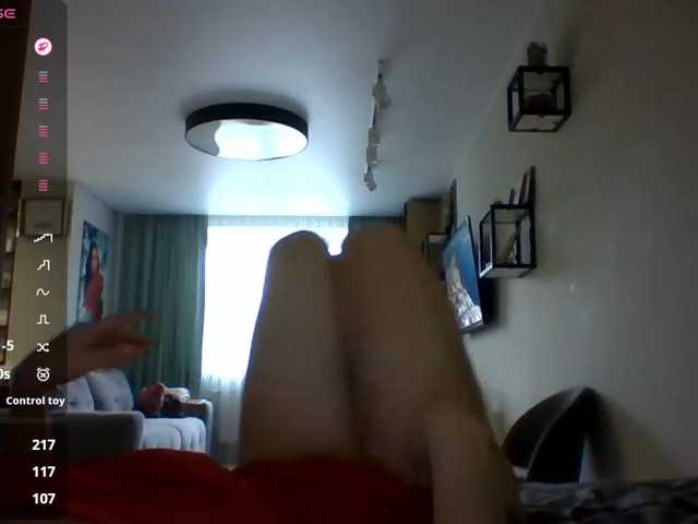 BlondaTina live cam preview