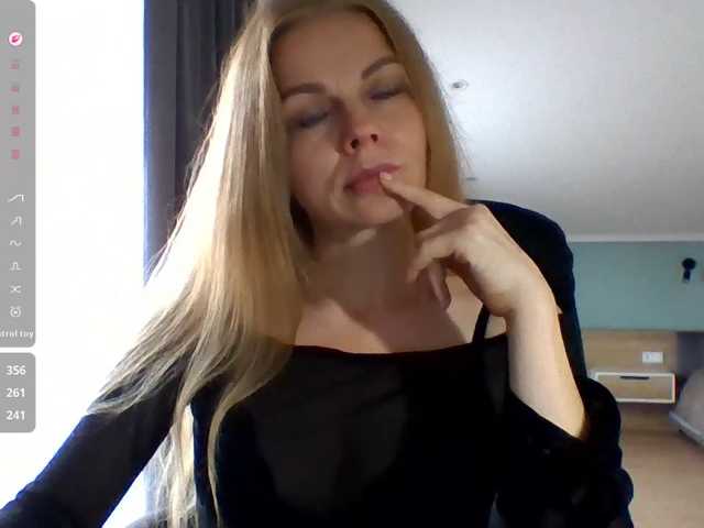 BlondaTina