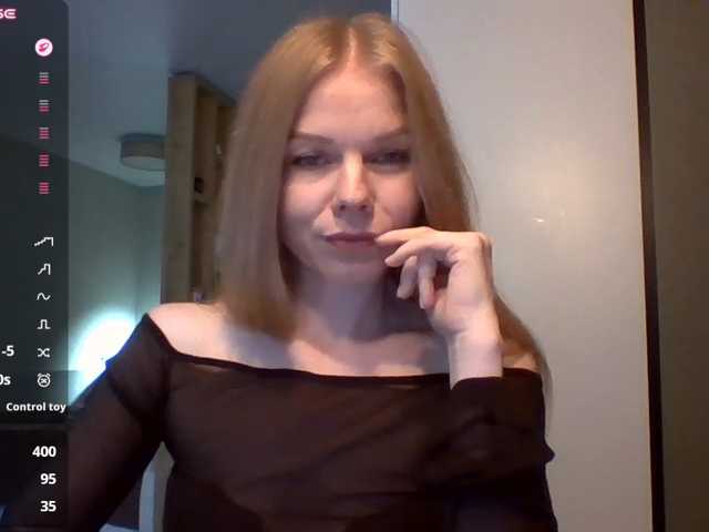 Tina45516 live cam on BongaCams