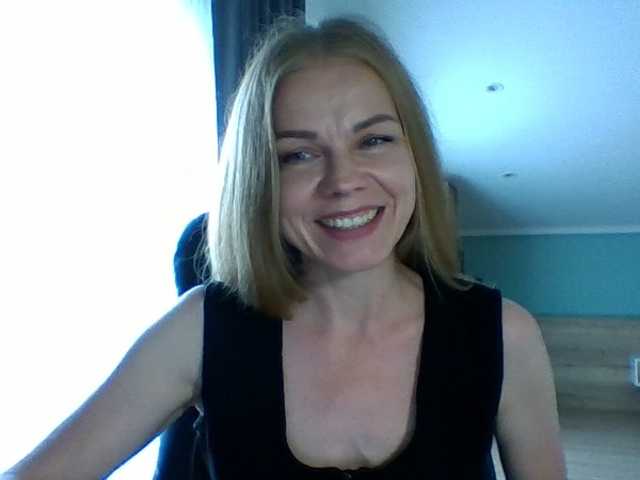 Tina45516 live webcam show