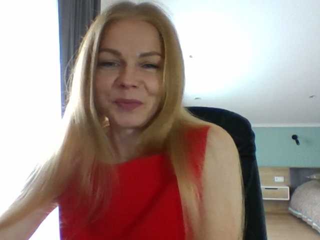 Tina45516 live cam on BongaCams