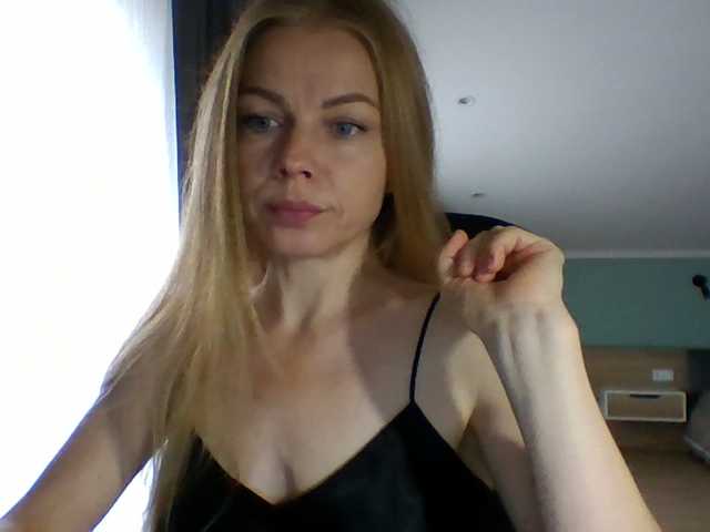 Tina45516 live cam on BongaCams