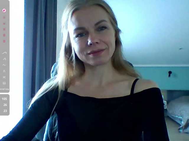 BlondaTina live cam preview