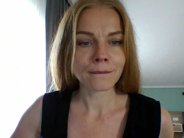 Tina45516 live webcam show