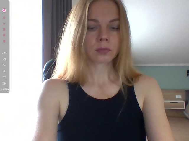 Tina45516 live cam on BongaCams