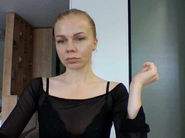 Tina45516 live cam on BongaCams
