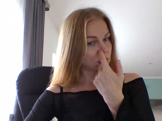 BlondaTina