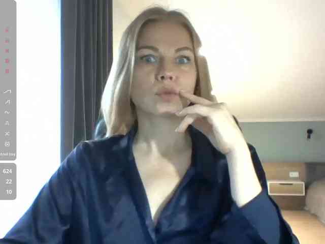 BlondaTina