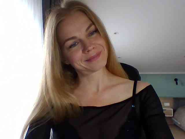 BlondaTina