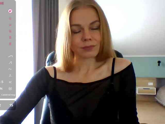 BlondaTina