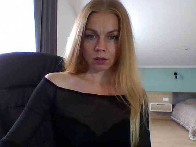 BlondaTina