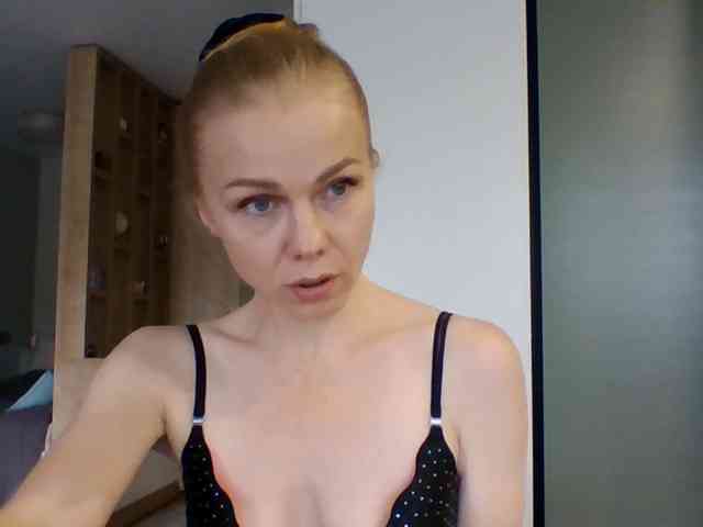 Tina45516 Tina45516