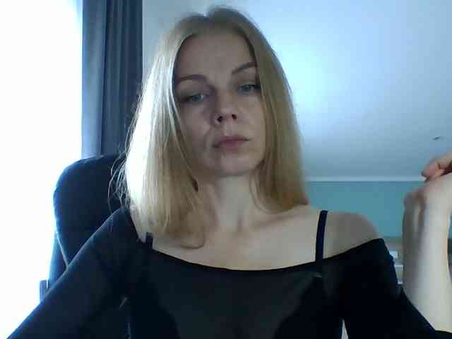 BlondaTina