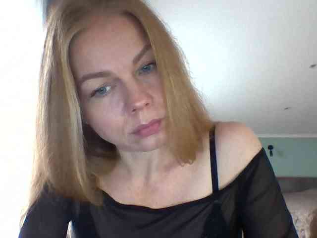 BlondaTina