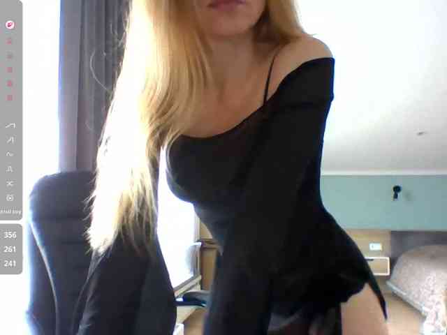 BlondaTina