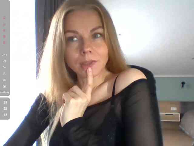 BlondaTina
