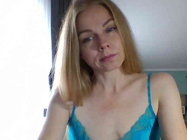 BlondaTina