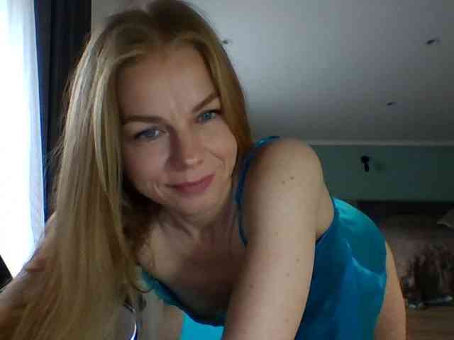 BlondaTina