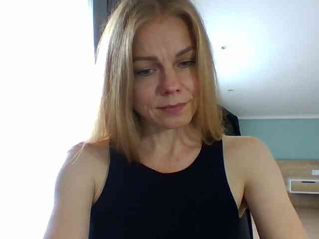 BlondaTina