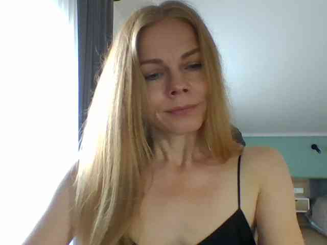 BlondaTina