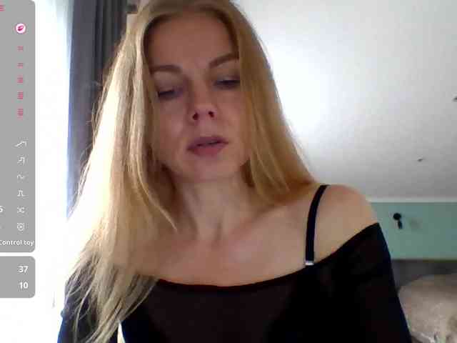 BlondaTina