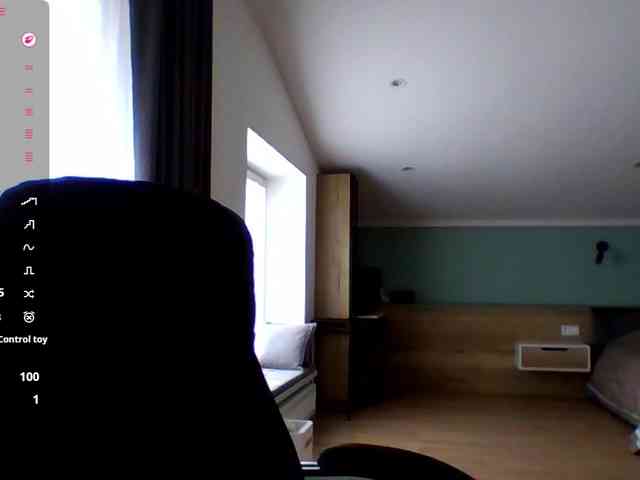 BlondaTina webcam