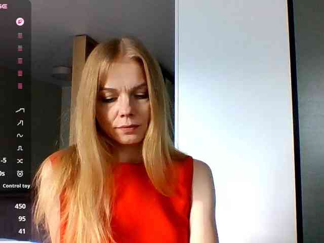 BlondaTina