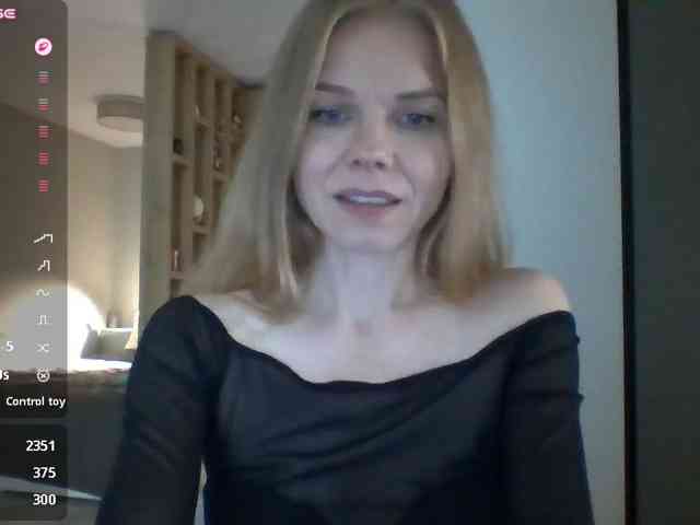 Tina45516's webcam live show