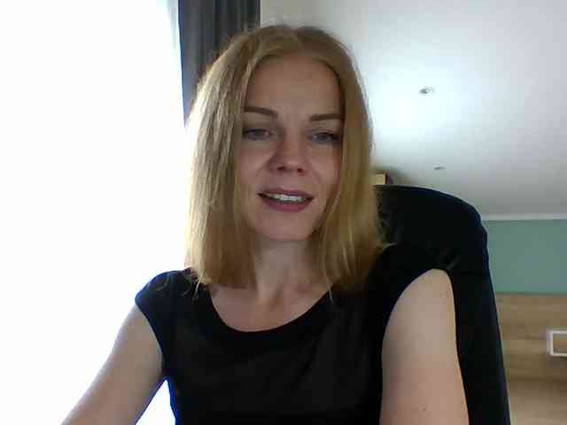 BlondaTina