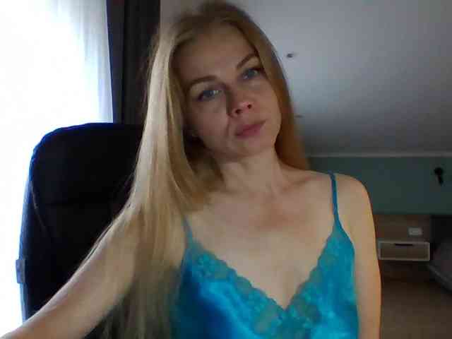 BlondaTina