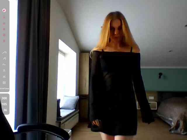 BlondaTina webcam