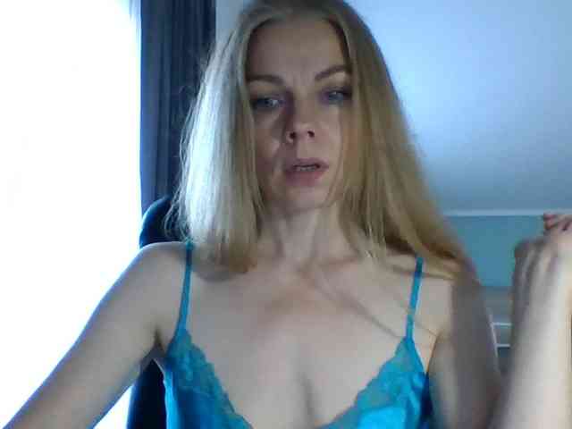 BlondaTina