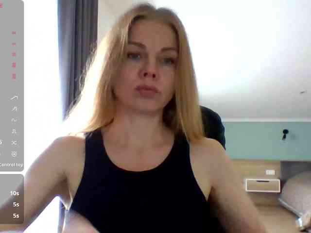 BlondaTina