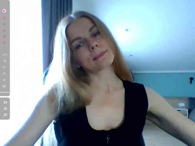 BlondaTina