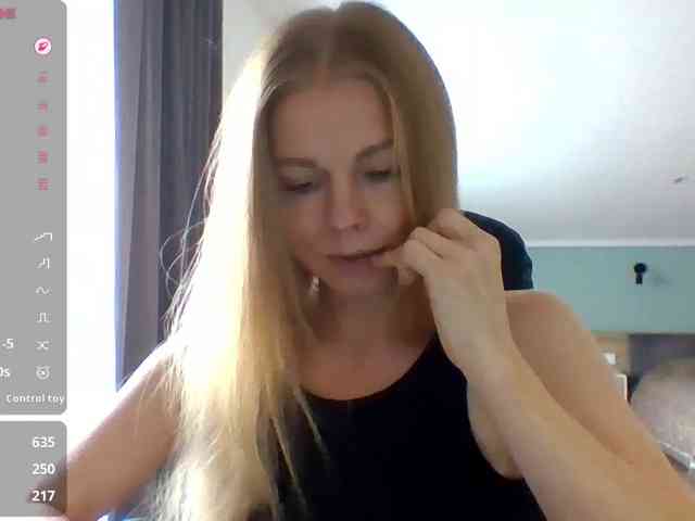BlondaTina