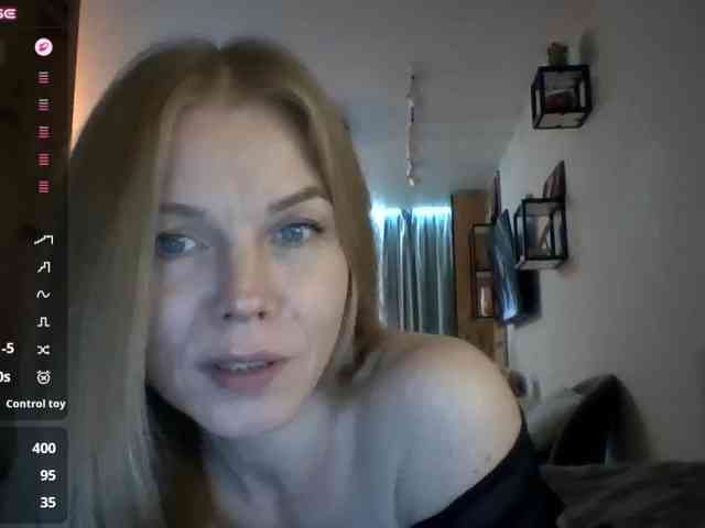 BlondaTina