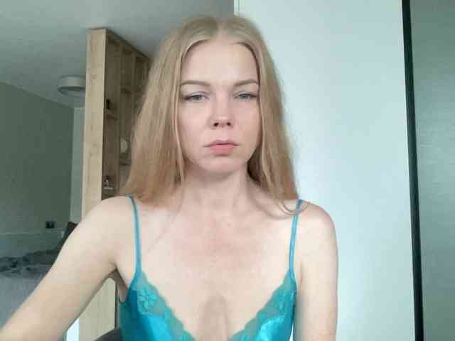 BlondaTina