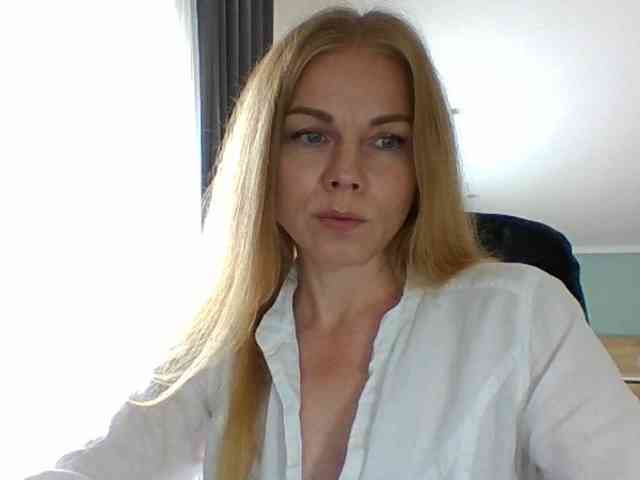 Tina45516 Tina45516