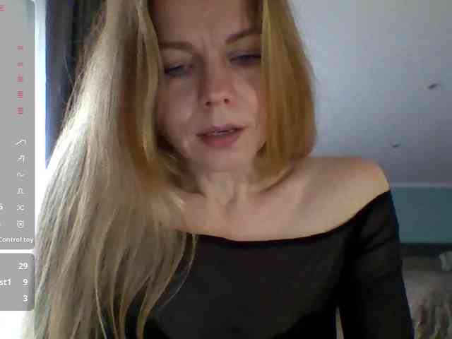 Модель: BlondaTina