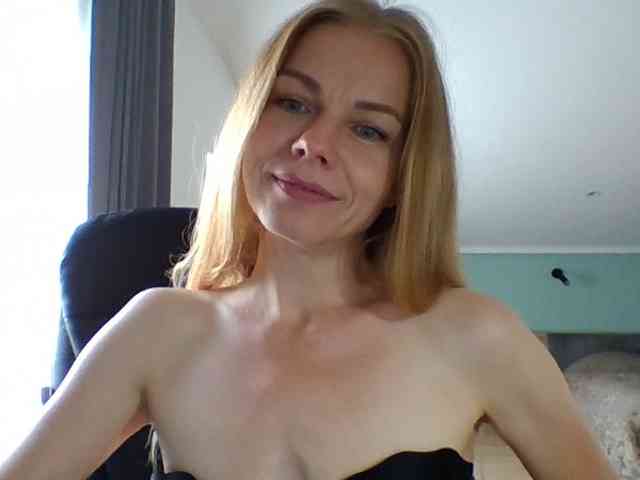 Tina45516 Tina45516