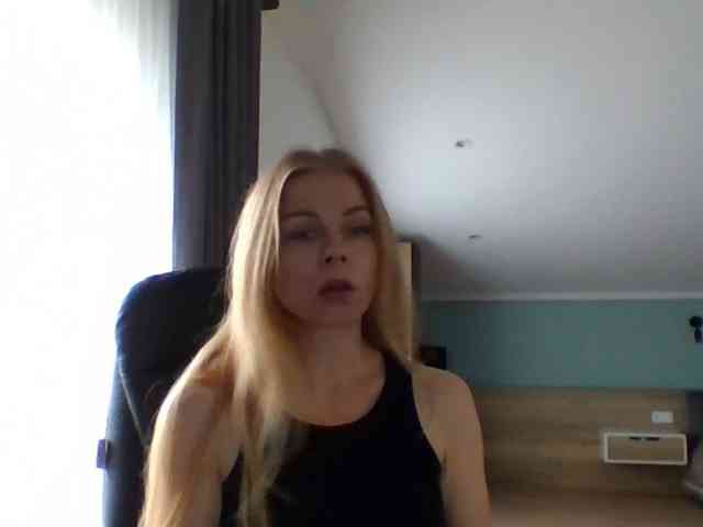 BlondaTina