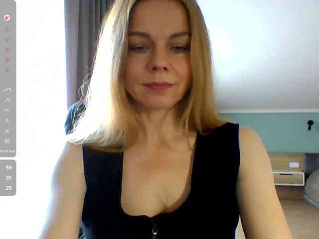 BlondaTina