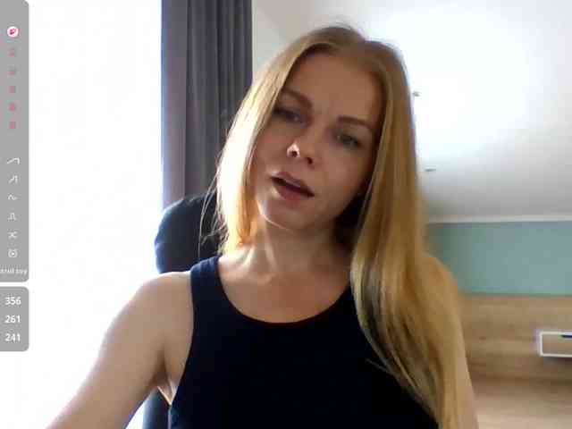BlondaTina