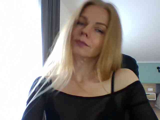 Tina45516 Tina45516
