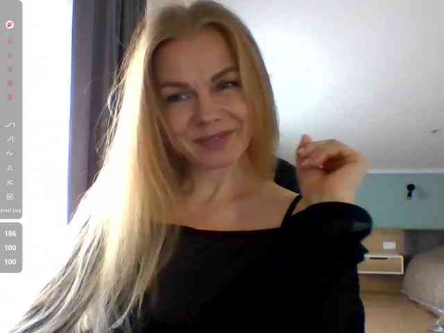 BlondaTina